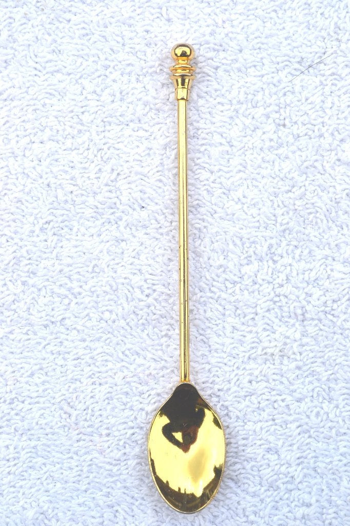 Mooi slank goudkleurig lepeltje. 11.5cm. Nr. 8872, Ophalen of Verzenden, Zilver