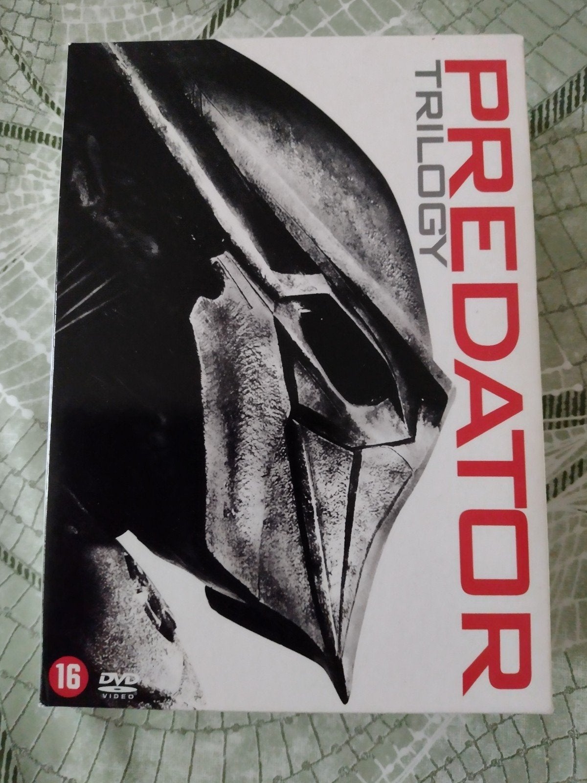 predator Trilogy 3 dvd box, Cd's en Dvd's, Vanaf 16 jaar, Ophalen of Verzenden, Zo goed als nieuw