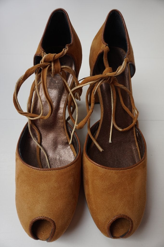 FX Fluxa pumps peeptoes hakken mosterd geel bruin leer mt 38, Pumps, Ophalen of Verzenden, Zo goed als nieuw, Bruin