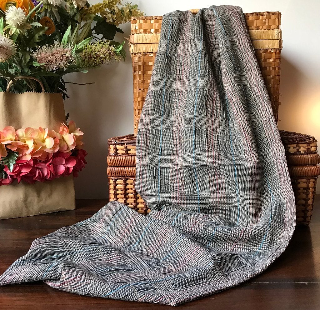 Lap stof - grijs met gekleurde streepjes Nieuw nummer 13, 120 cm of meer, Nieuw, Ophalen of Verzenden, Katoen