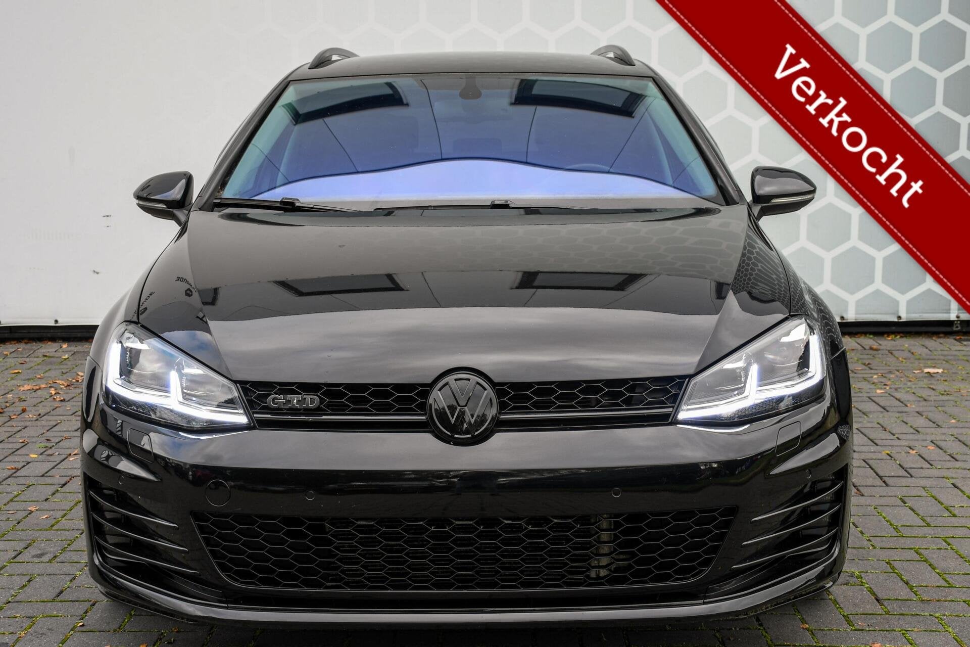 VW Golf Variant 1.6 TDI Highline Porsche remmen Airride Led, Voorwielaandrijving, Gebruikt, 4 cilinders, Zwart