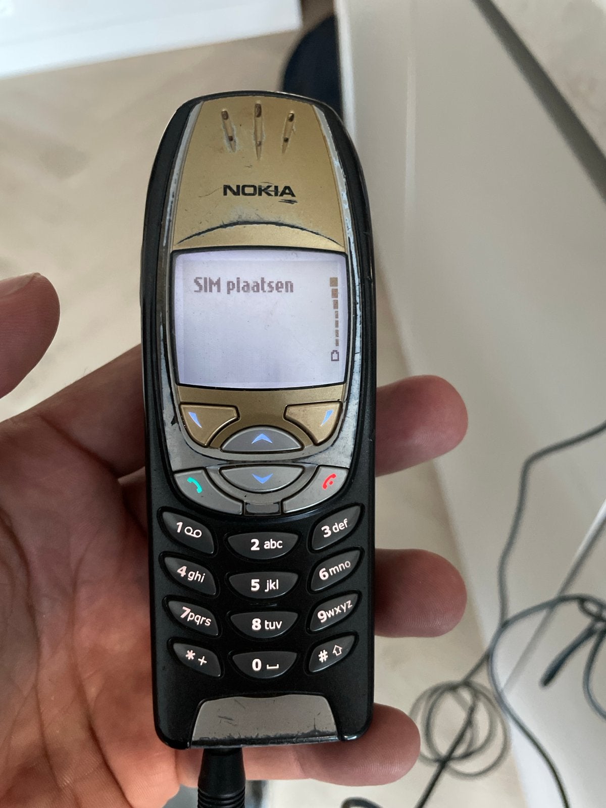 Nokia 6310i met oplader - Klassieke mobiele telefoon, Ophalen, Gebruikt, Geen camera, Zwart