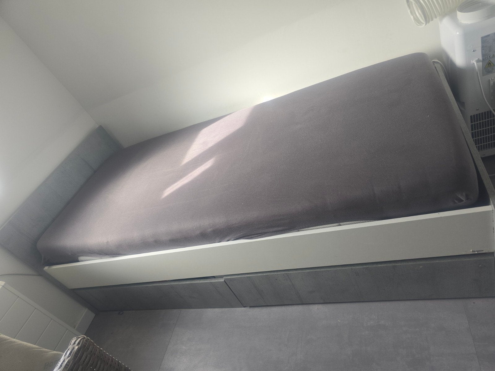 bed en kast bijna nieuw, Huis en Inrichting, Ophalen of Verzenden