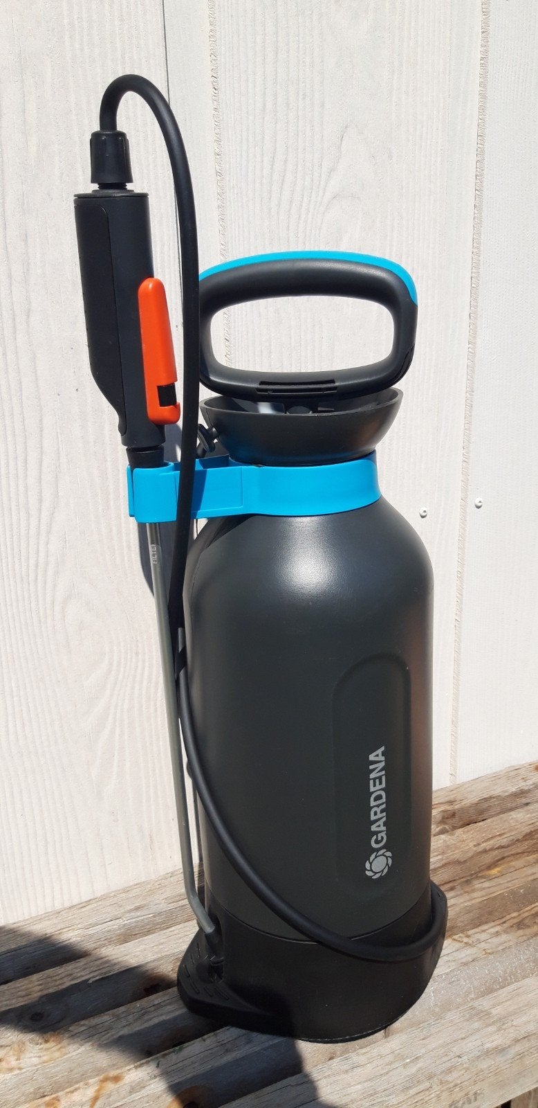 Gardena Drukspuit 5 Liter. 2 Keer gebruikt. Als nieuw, Tuin en Terras, Hand-tuingereedschap, Ophalen of Verzenden, Zo goed als nieuw