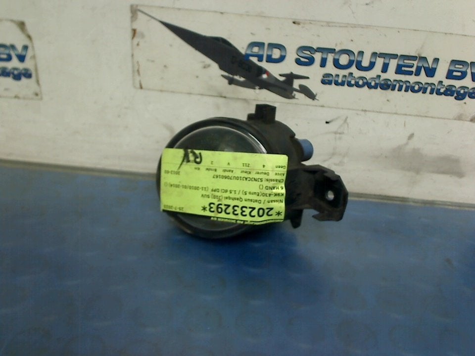 Mistlamp Rechts Voor 261508992A Nissan Qashqai (J10) 2012, Gebruikt, Germany@nissan-services.eu, Kronenweg 38, Wesseling 50389, , Duitsland