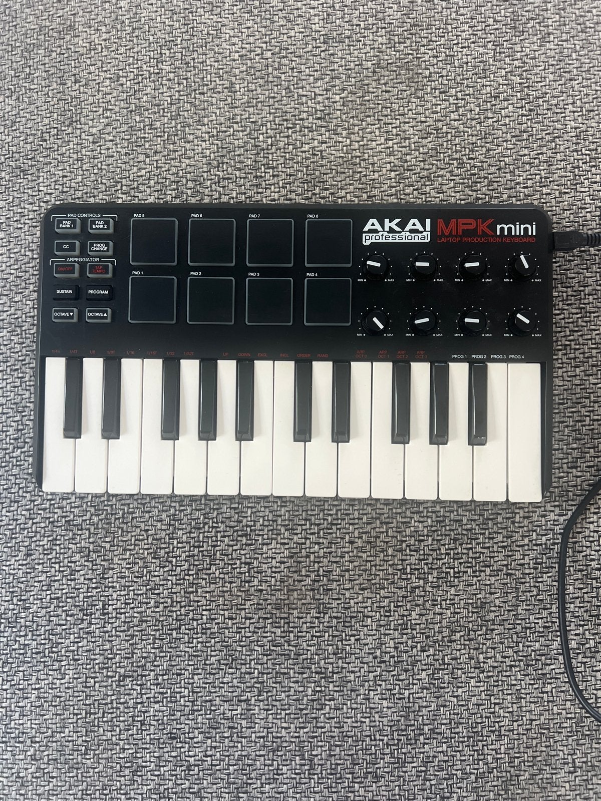 AKAI MPK Mini MIDI Keyboard Controller, Overige merken, Gebruikt, Aanslaggevoelig, Overige aantallen