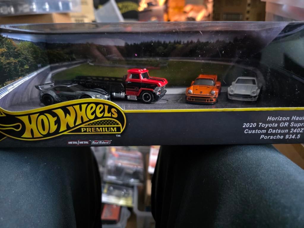 Hot Wheels Premium Horizon Hauler Set - Nieuw in doos, Matel, Onbekend, Nieuw, Ophalen of Verzenden