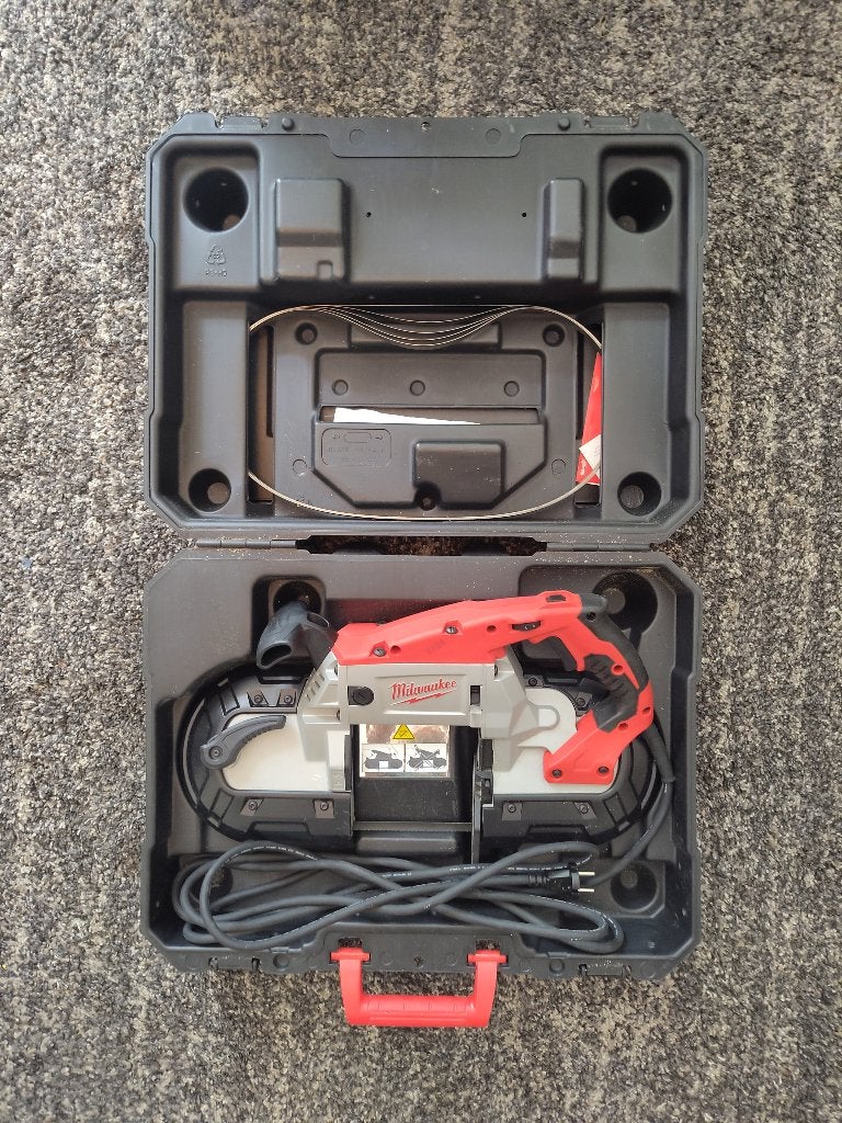 Milwaukee BS 125 Lintzaag in koffer, Doe-het-zelf en Verbouw, Gereedschap | Zaagmachines, 70 mm of meer, 600 tot 1200 watt, Ophalen of Verzenden