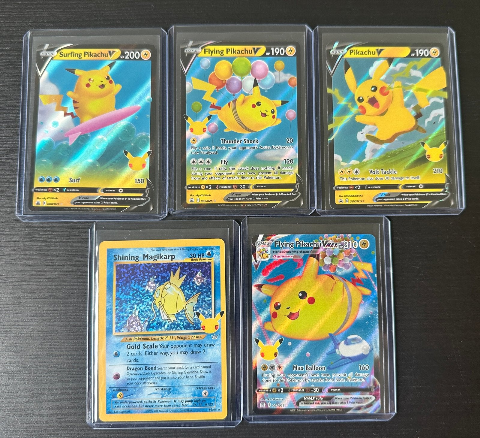 Pokémon Kaarten: Pikachu V, VMAX & Shining Magikarp 25th, Ophalen of Verzenden, Zo goed als nieuw, Meerdere kaarten, Foil
