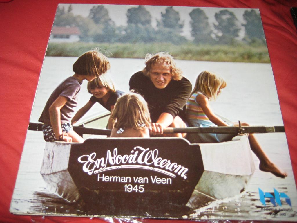 LP, Herman van Veen: En nooit werom 1945, Cd's en Dvd's, Ophalen of Verzenden, Zo goed als nieuw, 12 inch