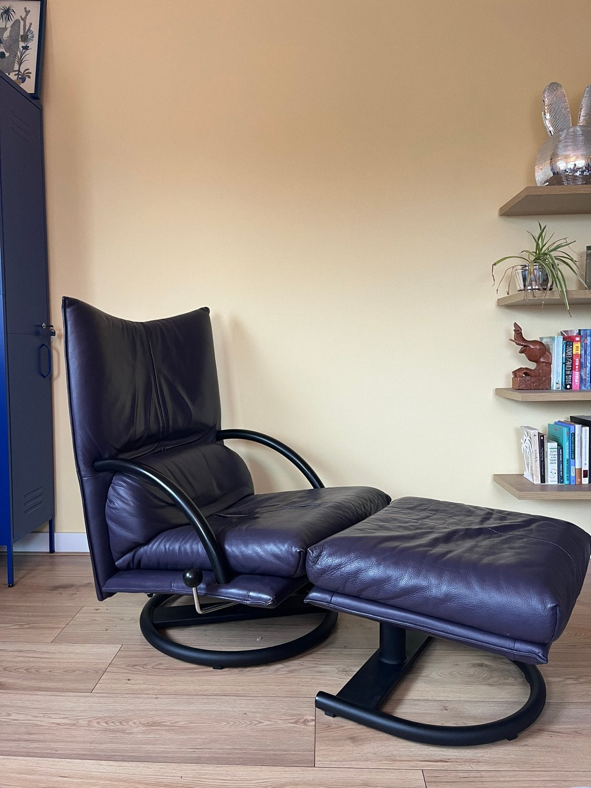 Vintage Rolf Benz / BMP 'Torino' fauteuil met hocker, Ophalen of Verzenden, Gebruikt, Leer, 75 tot 100 cm