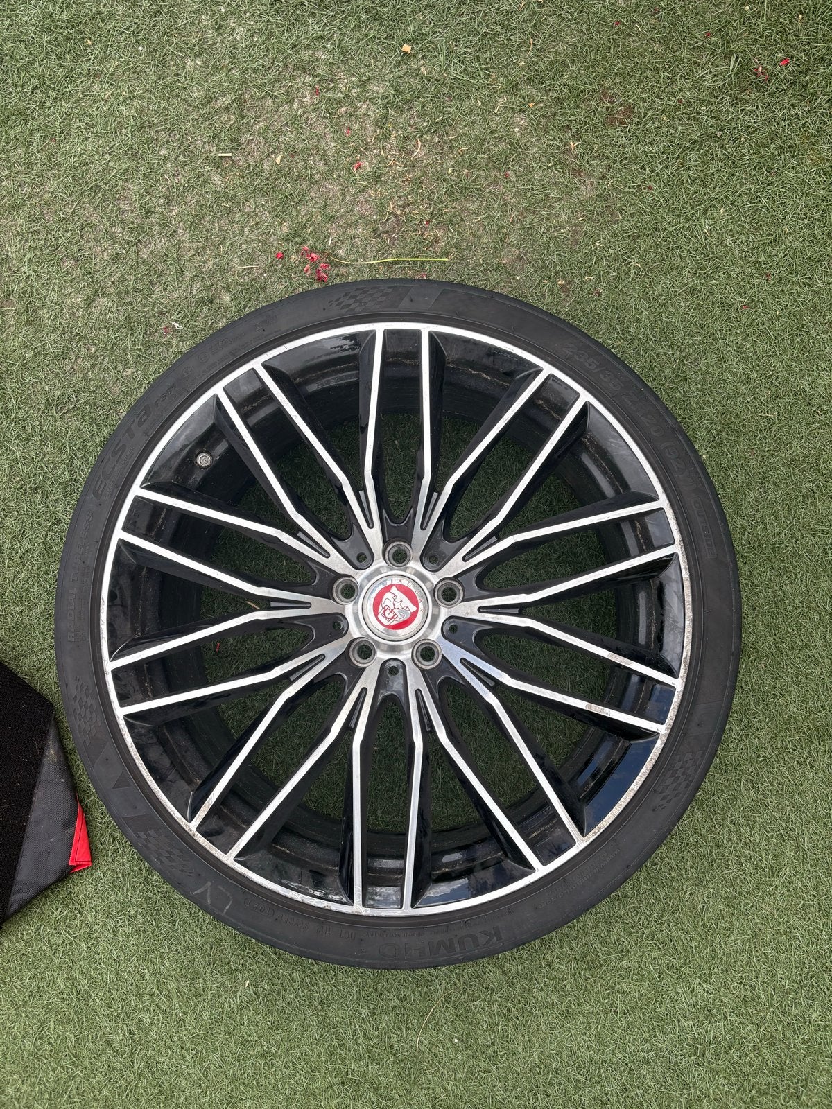 20 inch LMV set met zomerbanden voor Jaguar XE, Ophalen, Gebruikt, Banden en Velgen, Personenwagen