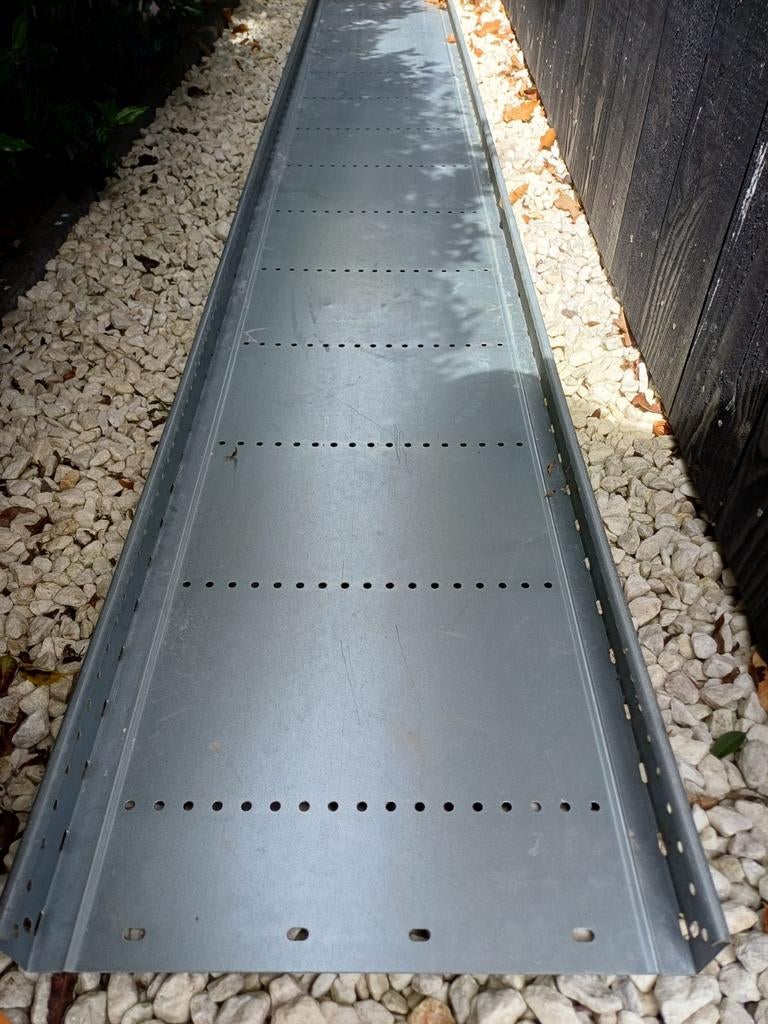 Gegalvaniseerde kabelgoot / kabelbrug, Ophalen of Verzenden, Gebruikt