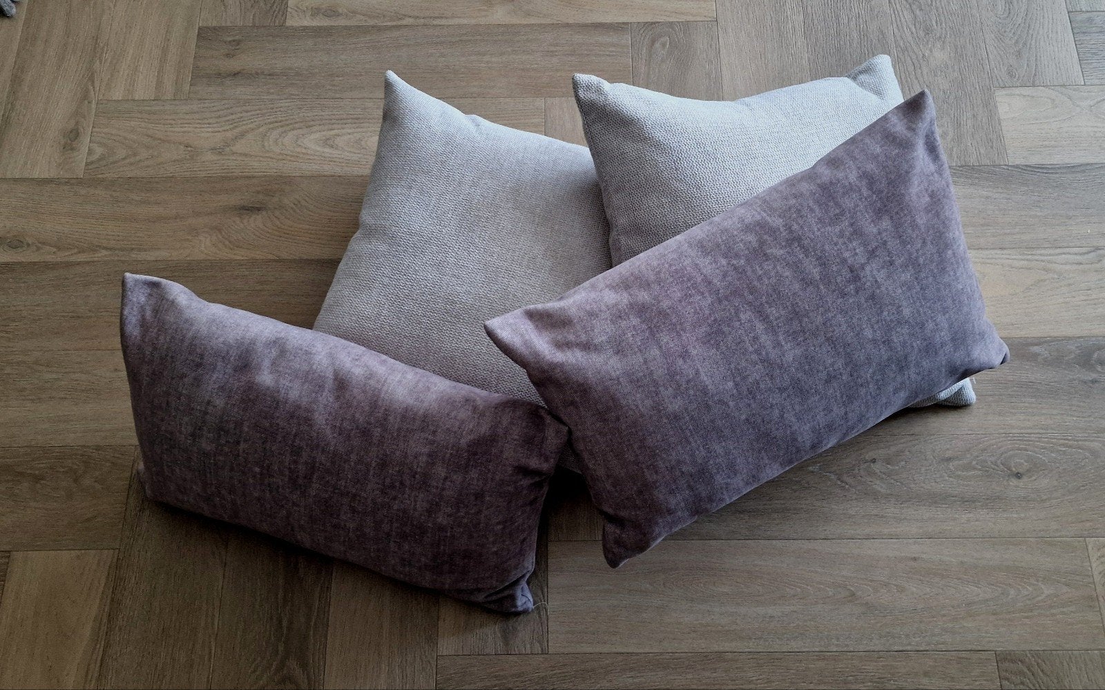 4 nw.collectie kwaliteits sierkussens crème/ taupe gemêleerd, Overige kleuren, Vierkant, Nieuw, Ophalen of Verzenden