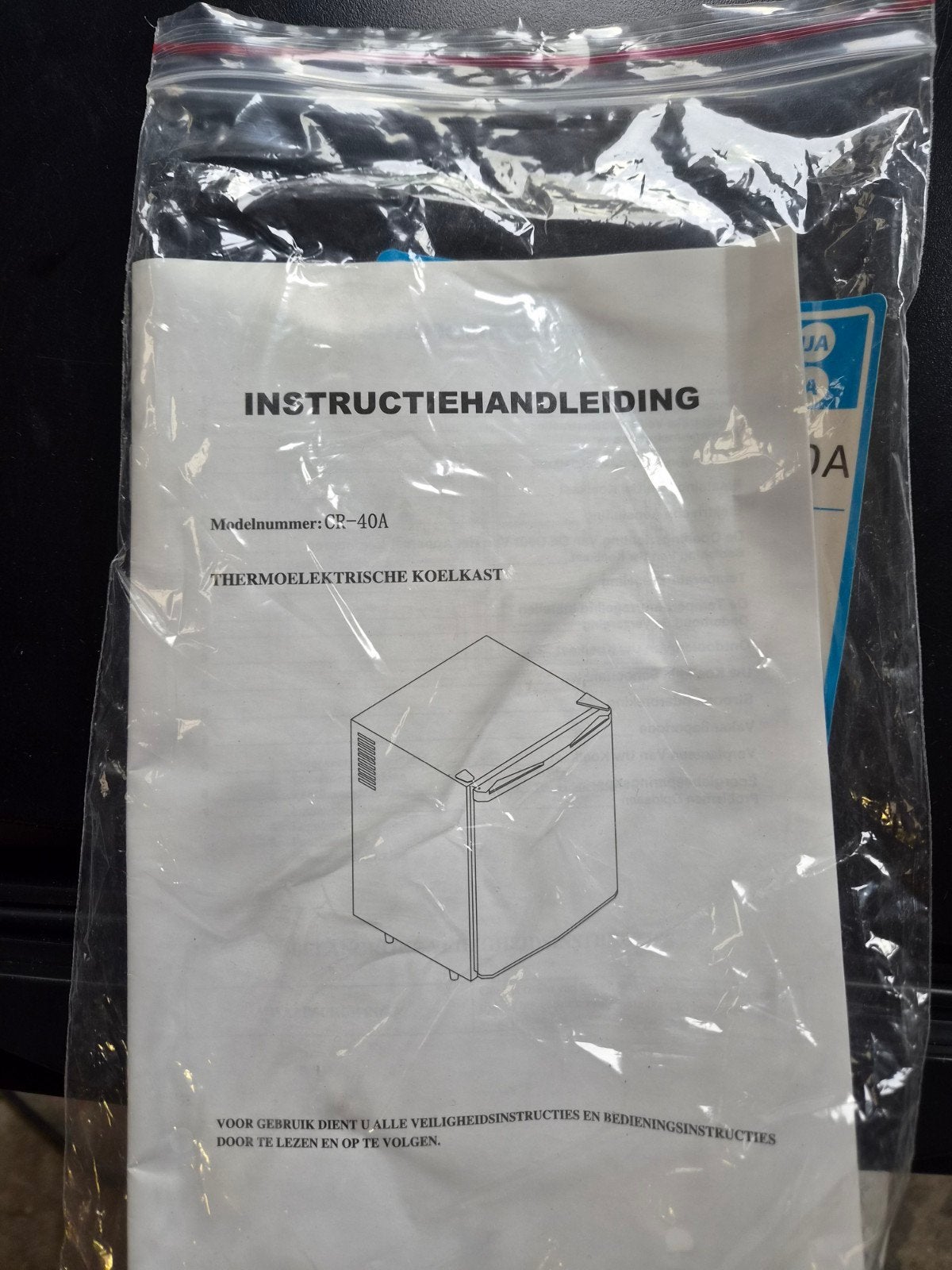 kleine koelkast voor bijv camping, Compacte thermo-elektrisc, Ophalen, Zonder vriesvak, Minder dan 45 cm, Minder dan 85 cm