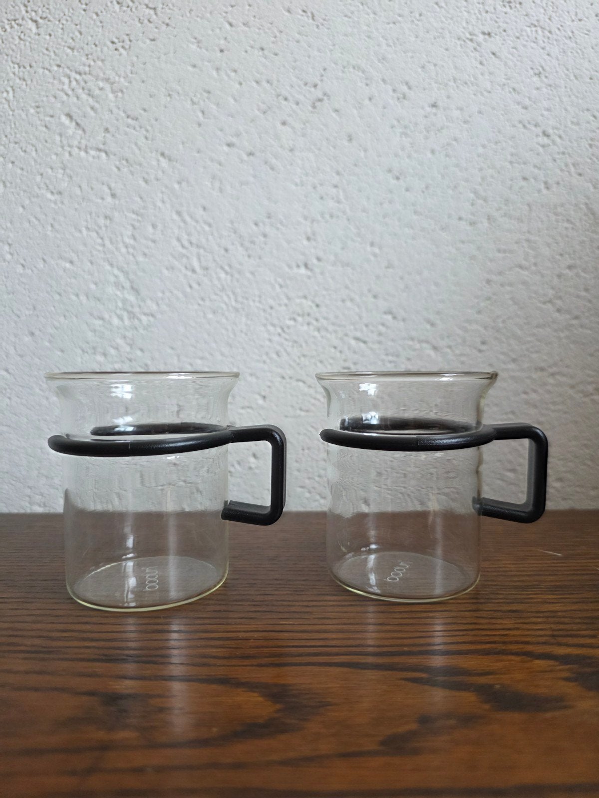 2 Bodum theeglazen met zwart handvat, Ophalen of Verzenden, Zo goed als nieuw