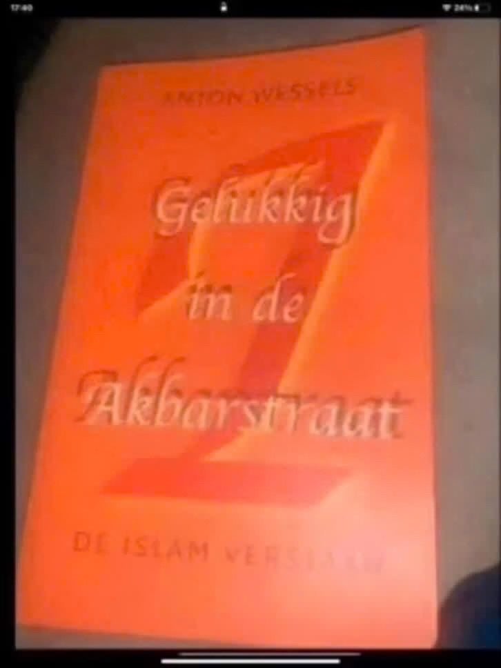Gelukkig in de Akbarstraat - Anton Wessels, Gelezen, Anton Wessels, Ophalen of Verzenden, Nederland