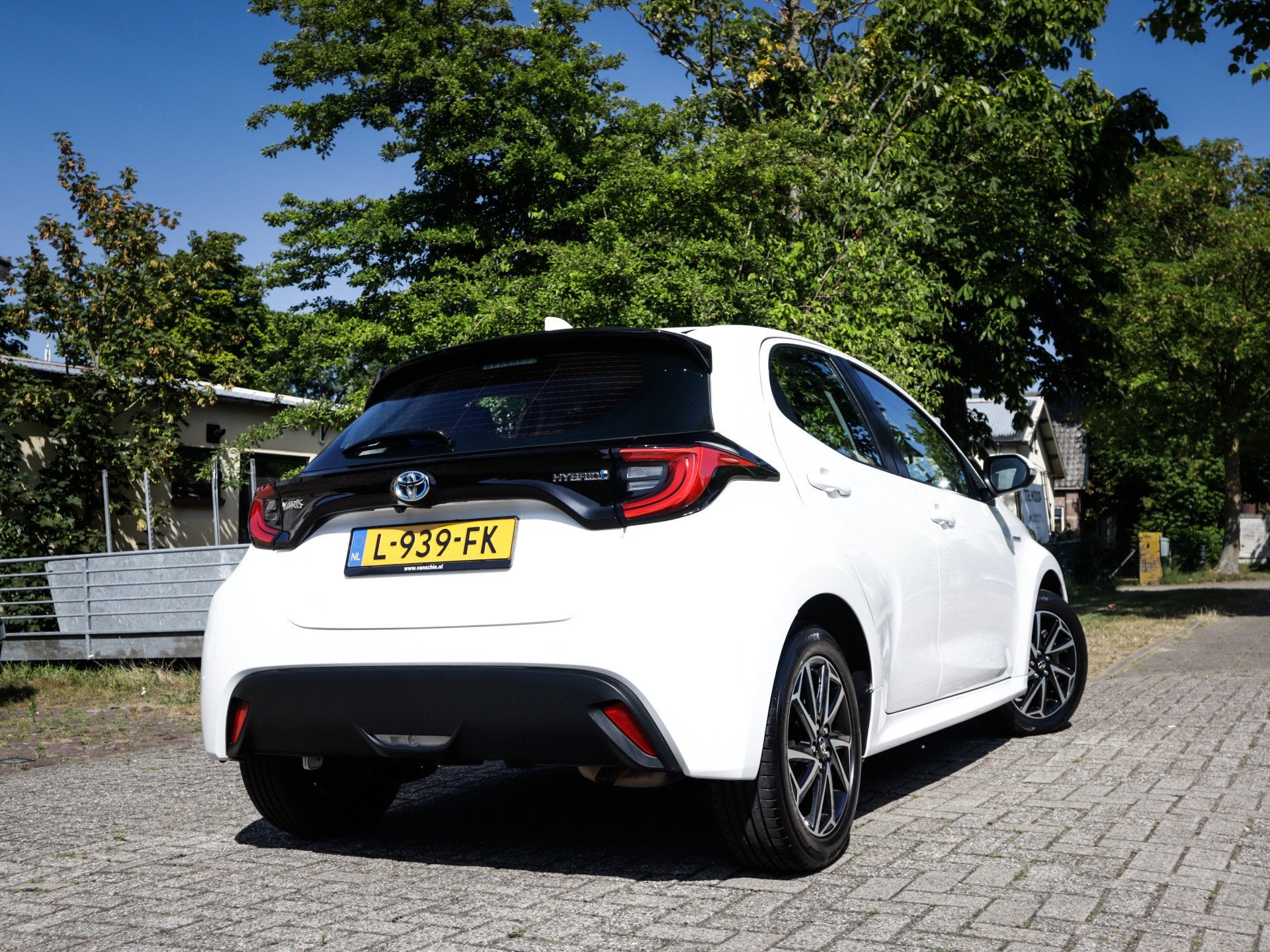 Toyota Yaris 1.5 Hybrid Dynamic 1e-Eig. & Dealer-Onderh BOVA, 12 maanden, Gebruikt, Bedrijf, Hybride Elektrisch/Benzine