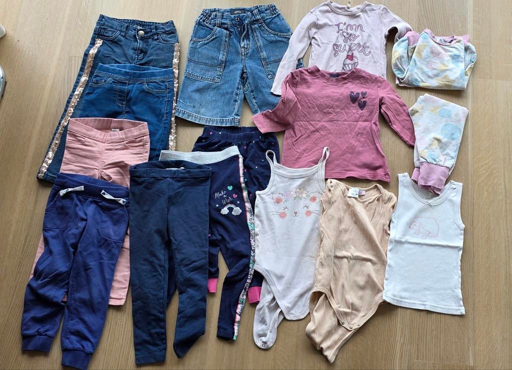 Kledingpakket 1 meisjes maat 98/104 - 23 st- Diverse merken, Kinderen en Baby's, Kinderkleding | Maat 104, Gebruikt, Meisje, Ophalen of Verzenden