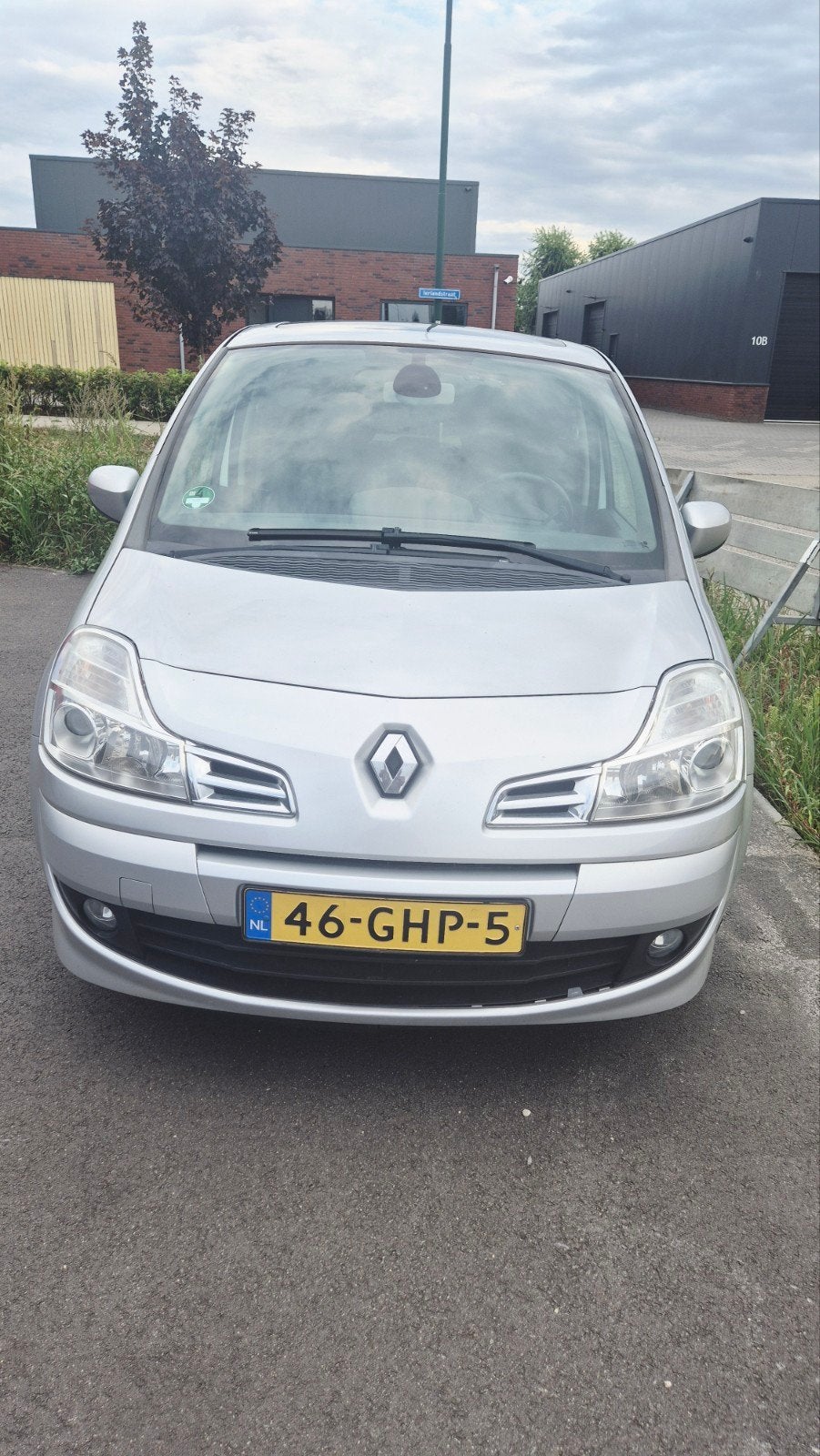 Renault Grand Modus 1.6 16V AUT 2008 Grijs, Auto's, Renault, Zwart, 4 cilinders, 1210 kg, Particulier