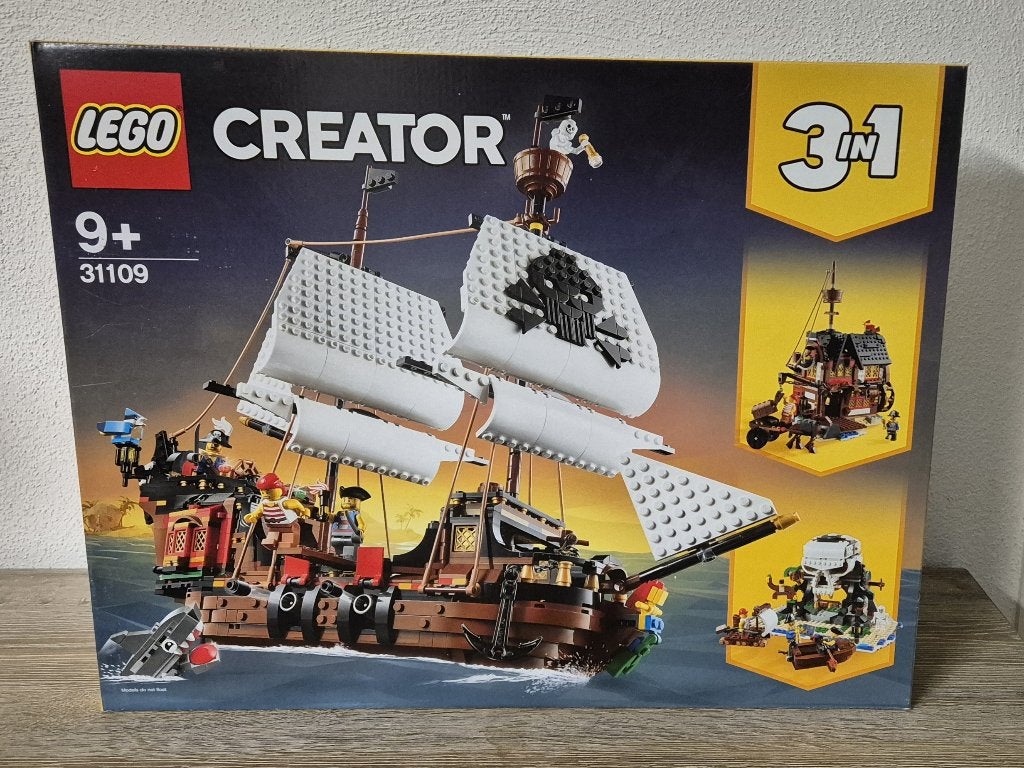 LEGO 31109 Creator Piratenschip, Ophalen of Verzenden, Nieuw