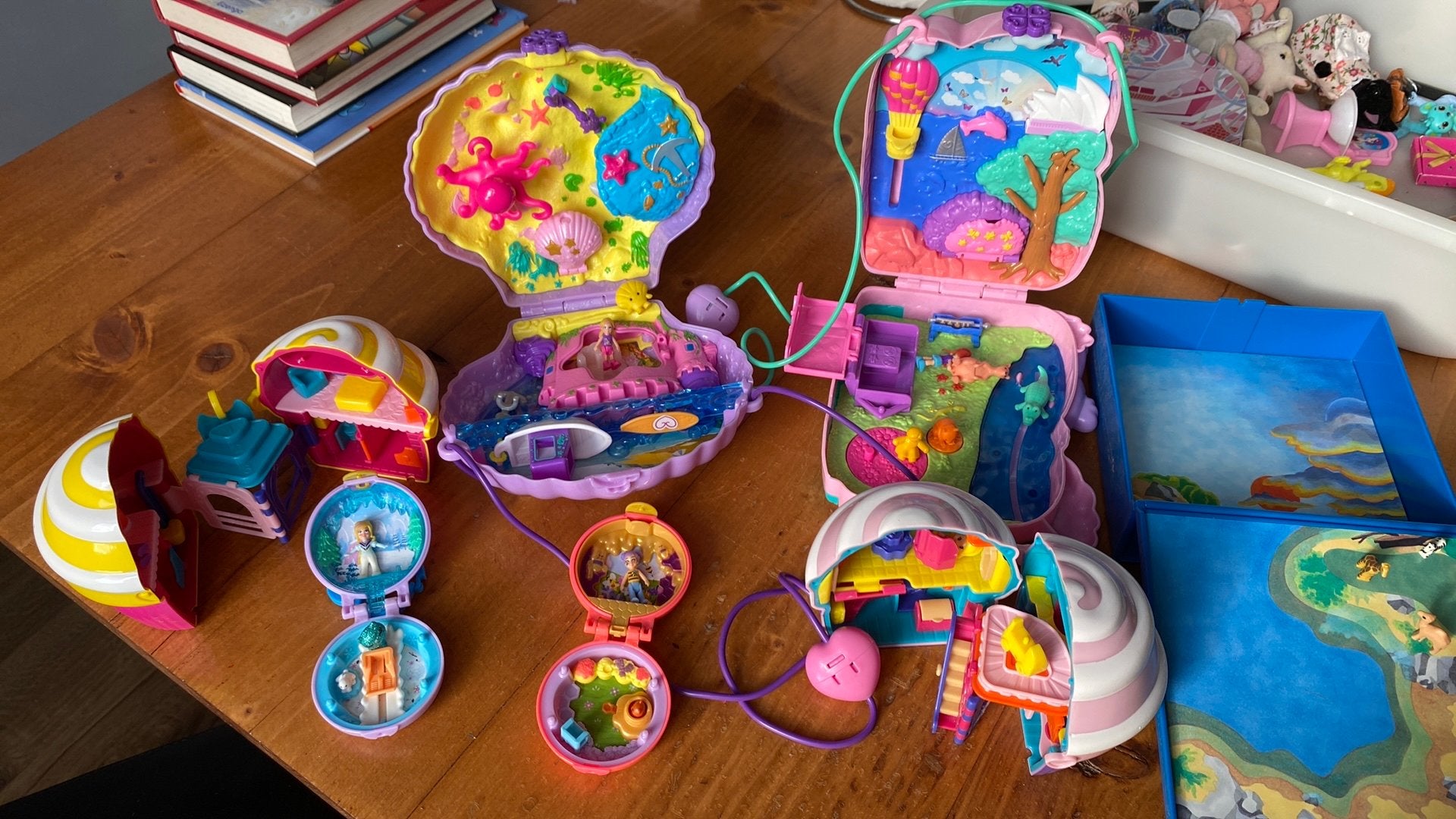 Div polly pockets cupcake schelp kleintjes met poppetjes, Verzamelen, Ophalen of Verzenden, Gebruikt