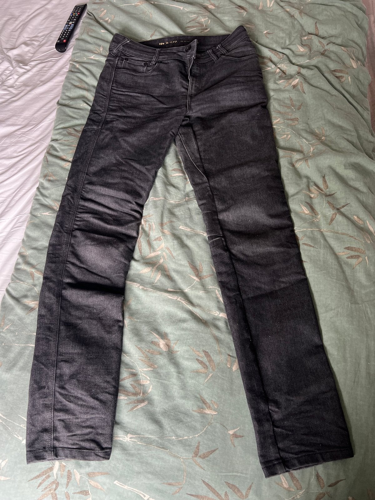 REV'IT! Lombard 2 RF Motorjeans - Heup & Kniebescherming, Ophalen of Verzenden, Zo goed als nieuw, Zwart, W32 (confectie 46) of kleiner