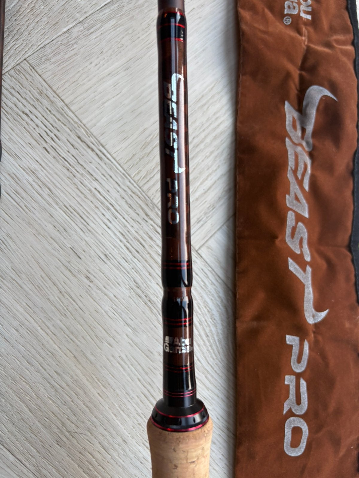 Abu Garcia Beast Pro 2.44m  40-100gr, Ophalen of Verzenden, Zo goed als nieuw, Werphengel