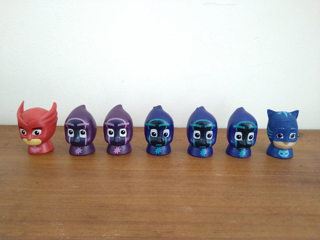 Mega Mindy? / Draak figuren, Ophalen of Verzenden, Zo goed als nieuw