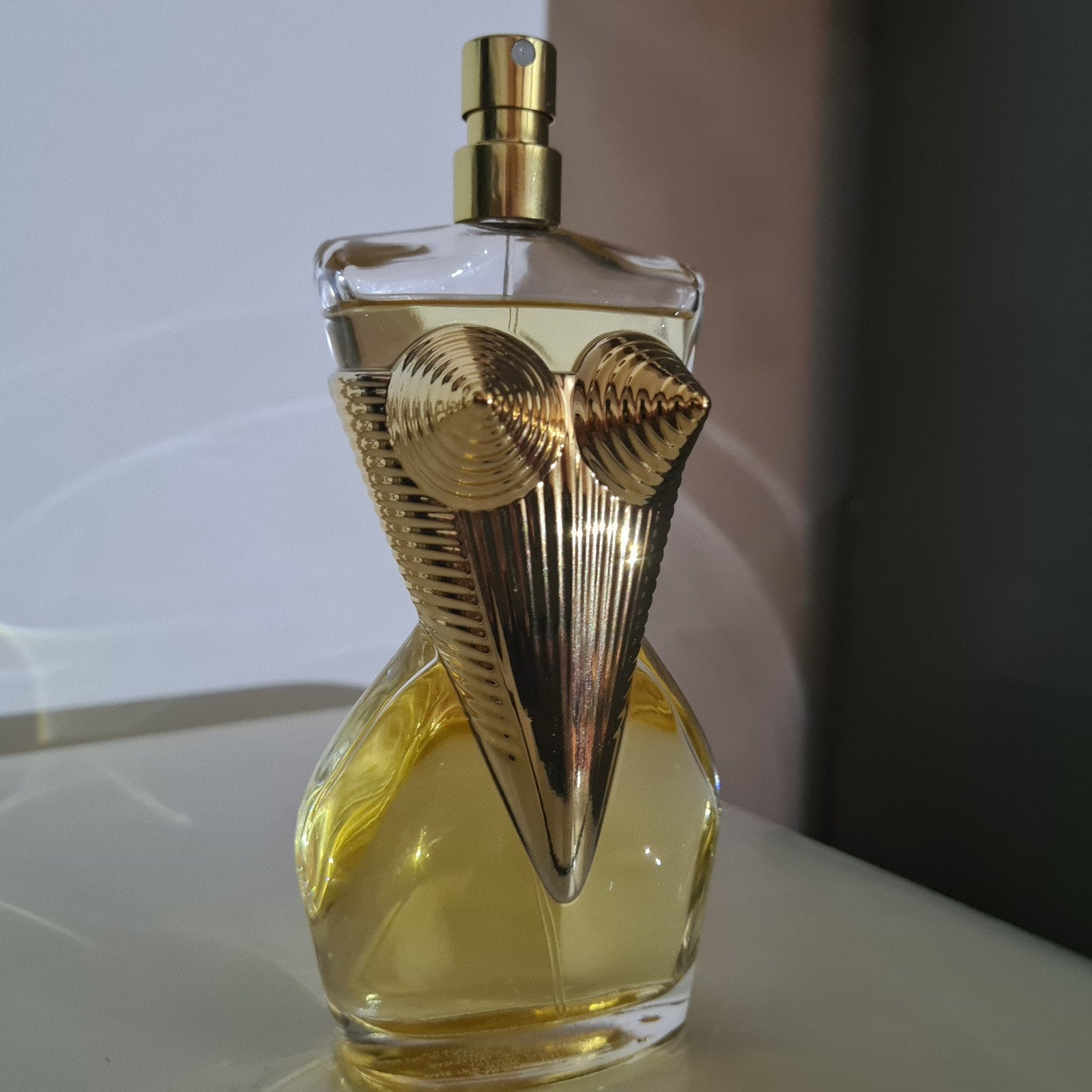 100 ml divine jean paul gaultier eau de parfum devine 100 ml, Sieraden, Tassen en Uiterlijk, Uiterlijk | Parfum, Ophalen of Verzenden
