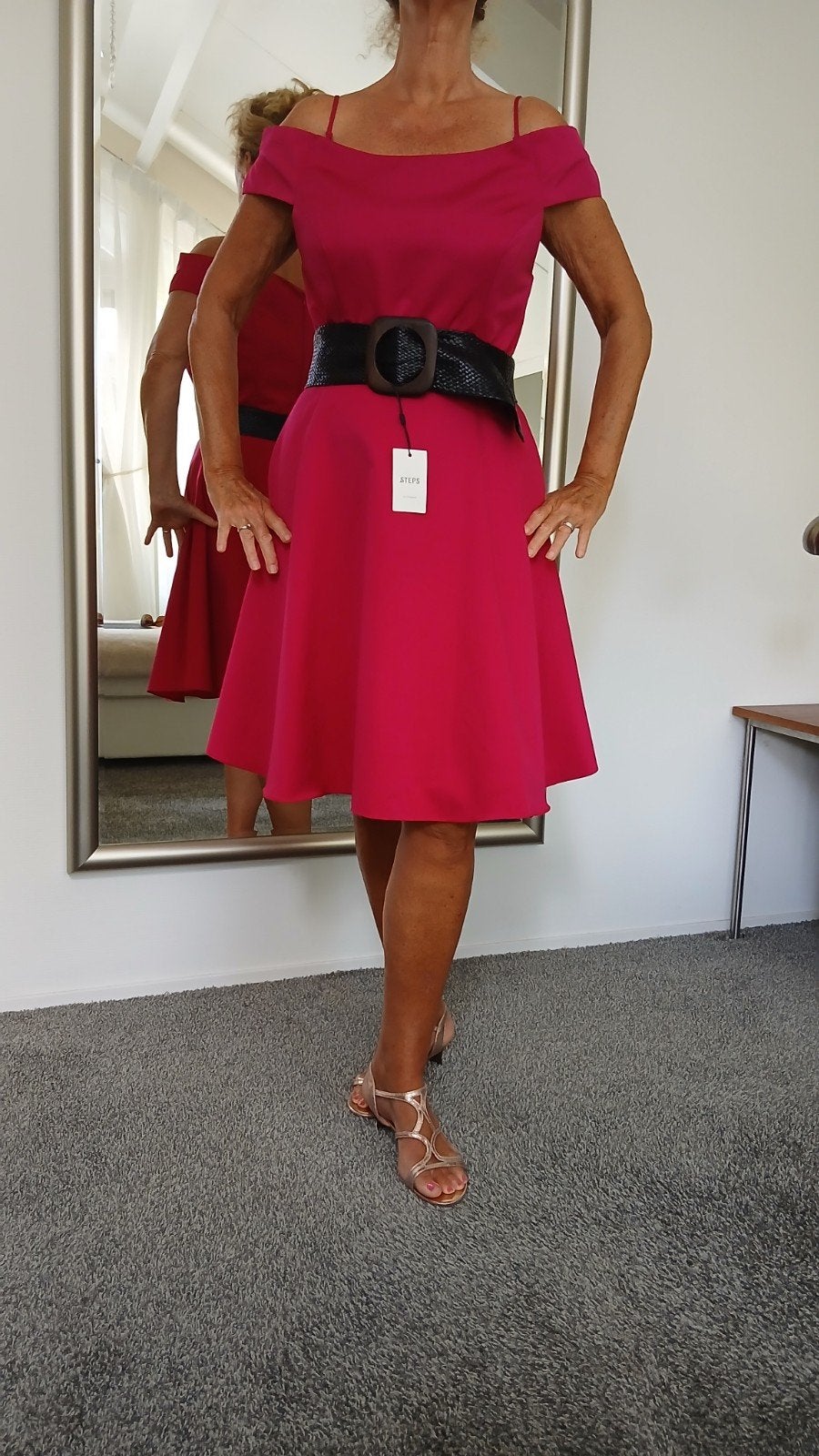 Mooie roze jurk  maat 44 met off-shoulder halslijn, Maat 46/48 (XL) of groter, Ophalen of Verzenden, Zo goed als nieuw, Steps