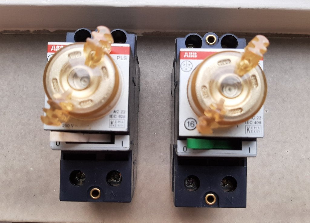 ABB PLS pashouders, Hobby en Vrije tijd, Ophalen of Verzenden, Gebruikt