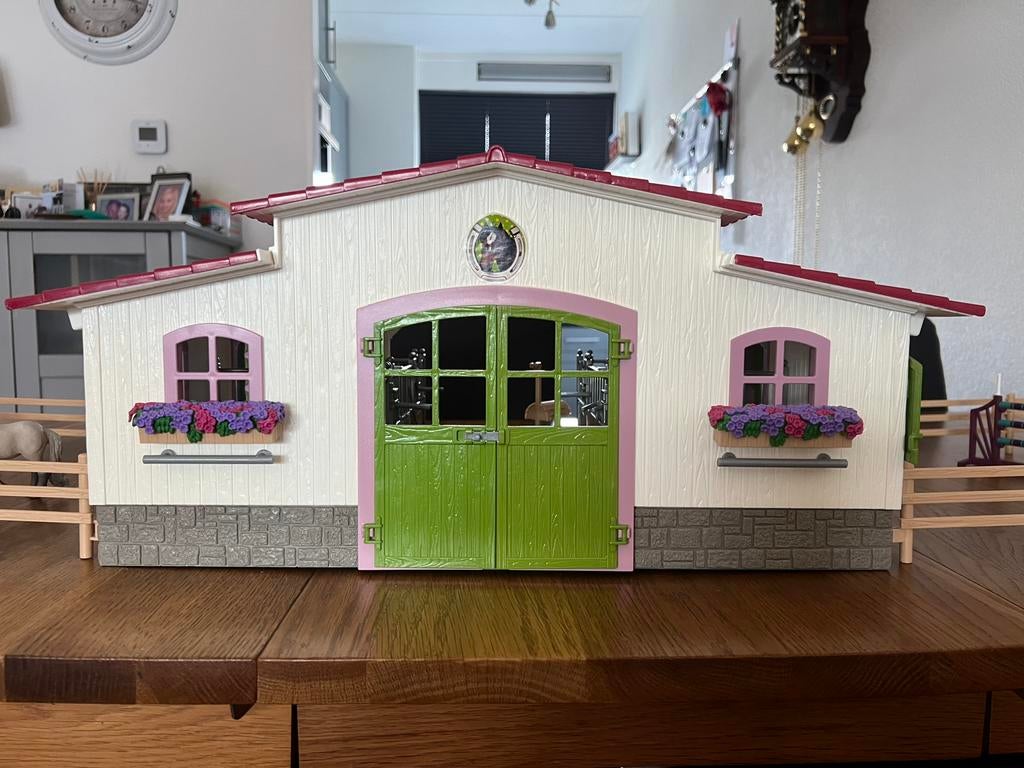 Paardenstal van schleich, Ophalen of Verzenden, Zo goed als nieuw, Poppenhuis