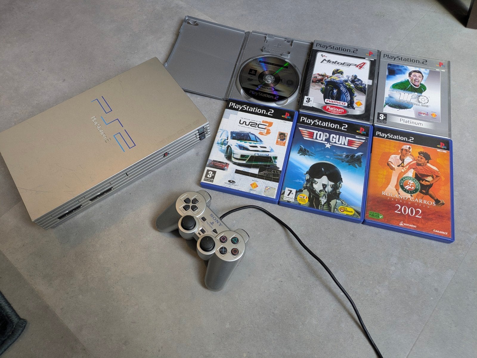 PS2 SCPH-50004 Zilver PAL met 6 spellen en controller, Spelcomputers en Games, Games | Sony PlayStation 2, Avontuur en Actie, Gebruikt