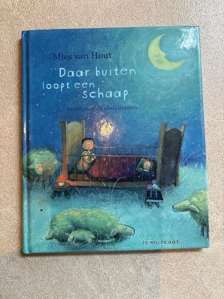 Mies van Hout - Daar buiten loopt een schaap, Boeken, Ophalen of Verzenden, Zo goed als nieuw, 0 tot 6 maanden