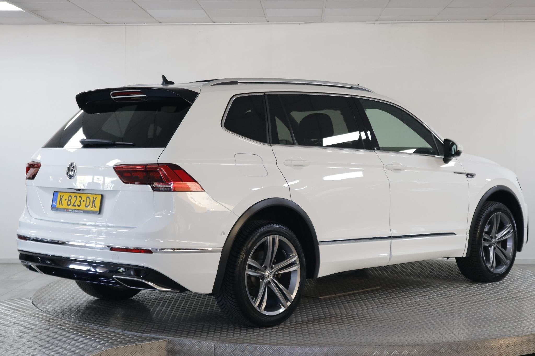 Volkswagen Tiguan Allspace 1.5 TSI Highline Business R-Line, 1502 kg, 150 pk, Wit, Origineel Nederlands