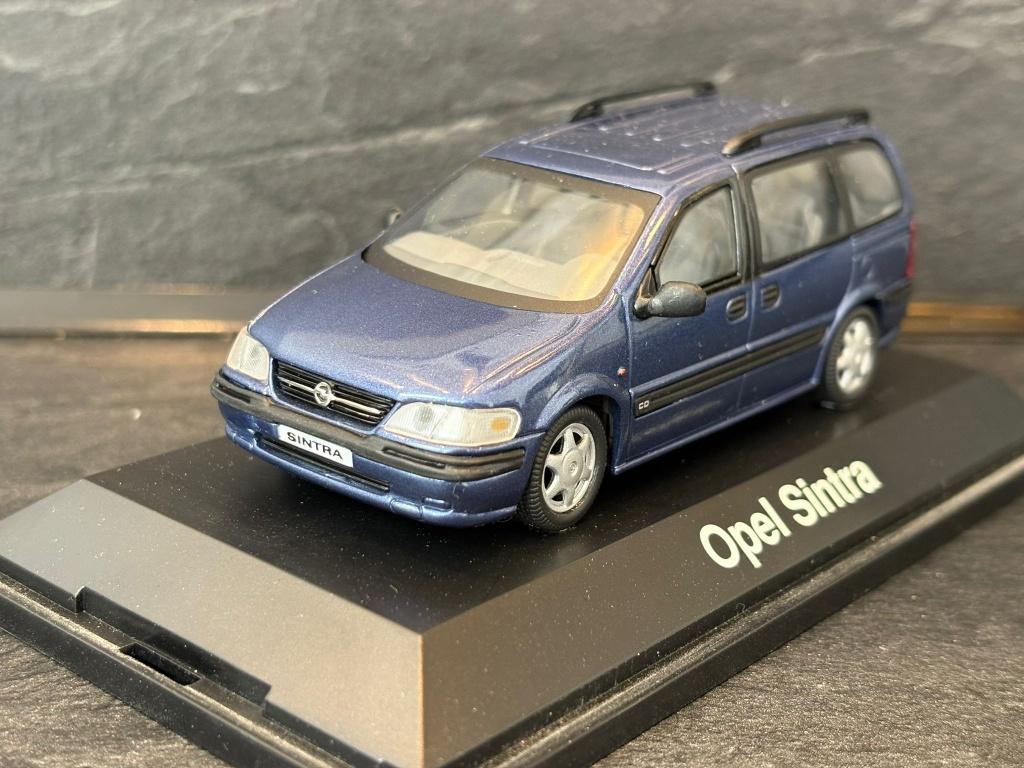 Opel Sintra | Schuco | Mint/Boxed, Hobby en Vrije tijd, Modelauto's | 1:43, Ophalen of Verzenden, Nieuw, Auto, Schuco