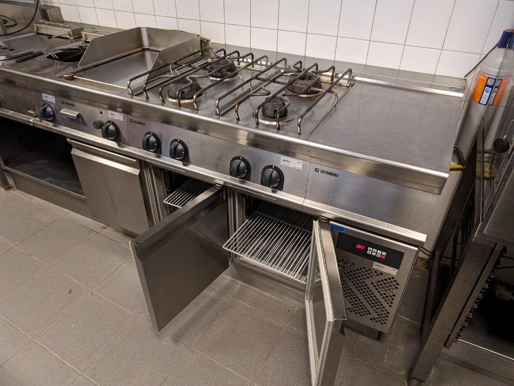 Professionele horecakeuken Van Gestel, Huis en Inrichting, Keuken | Complete keukens, Ophalen, Gebruikt, Overige kleuren, Overige typen