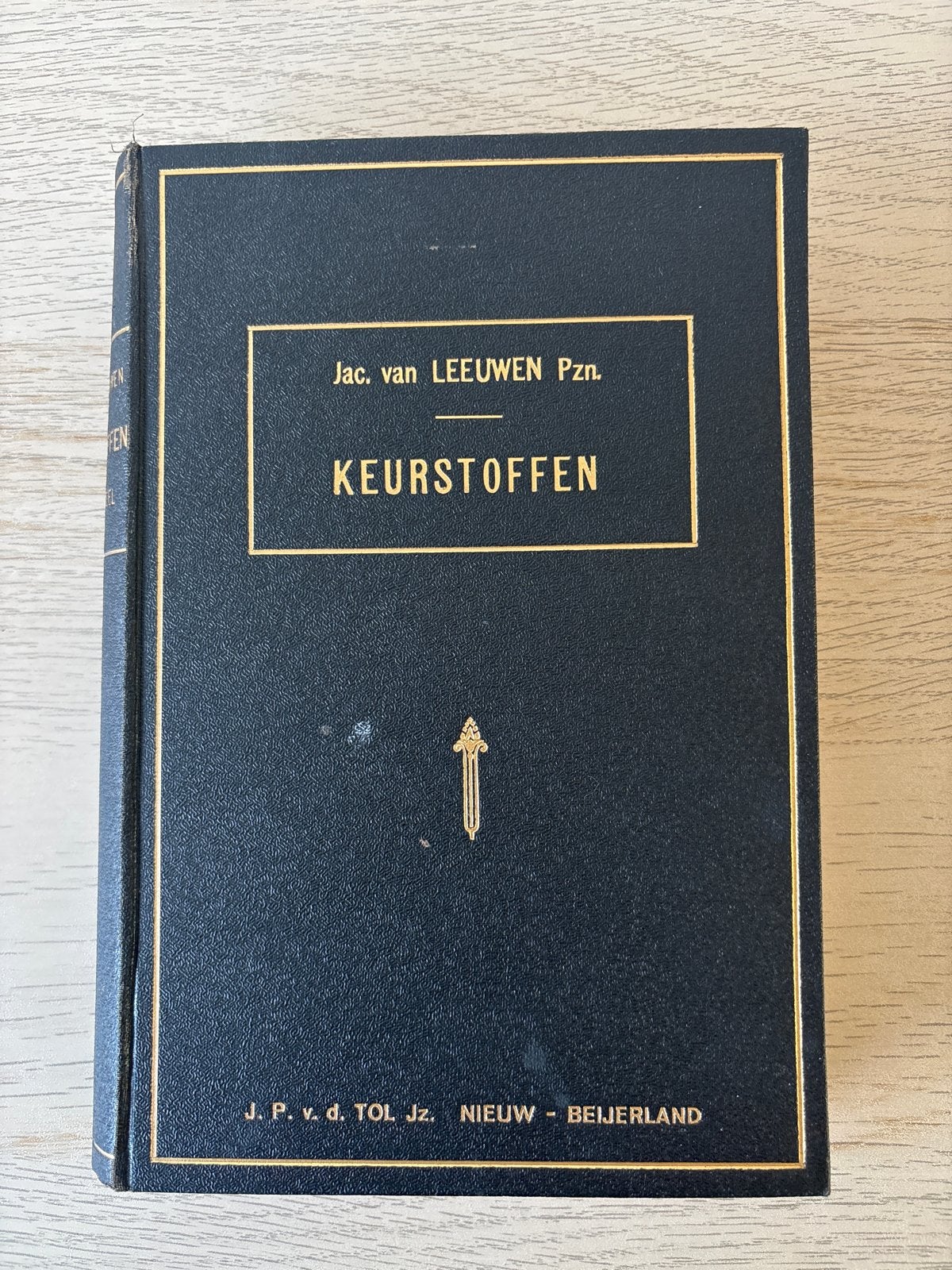 Keurstoffen - Jac. van Leeuwen Pzn. (1934), Ophalen of Verzenden, Gelezen, Christendom | Protestants