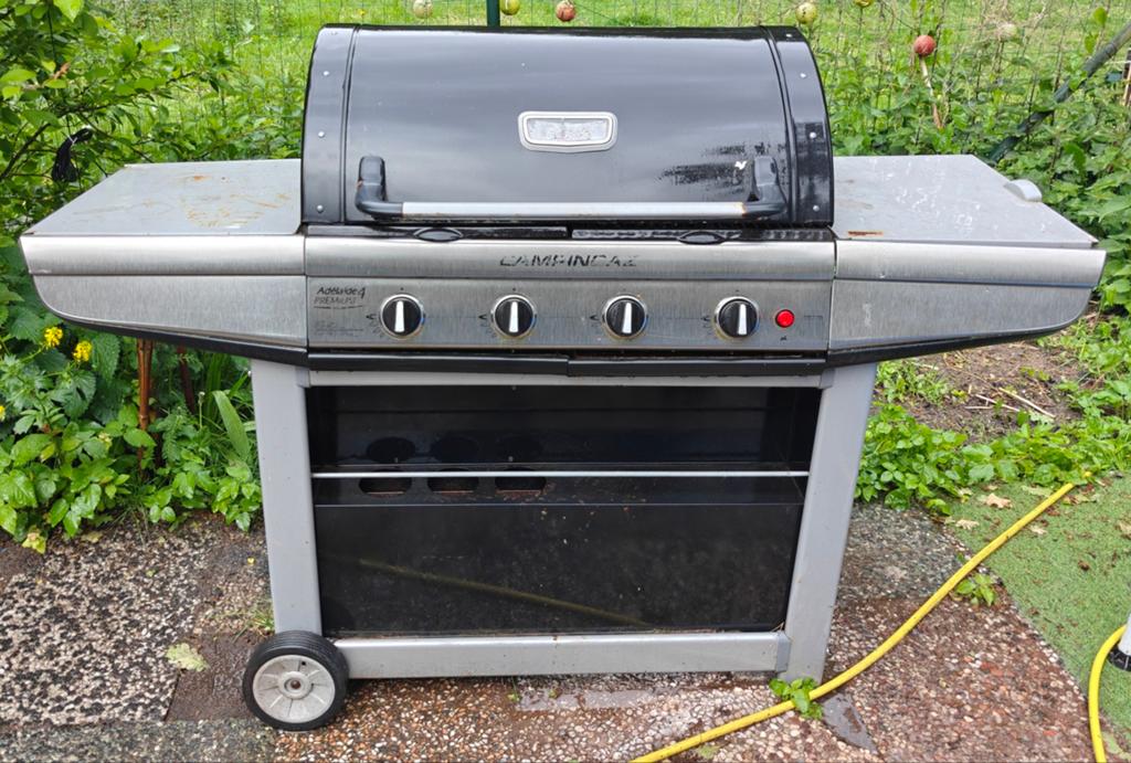 Degelijke Camping gasbarbecue / BBQ, Ophalen, Gebruikt