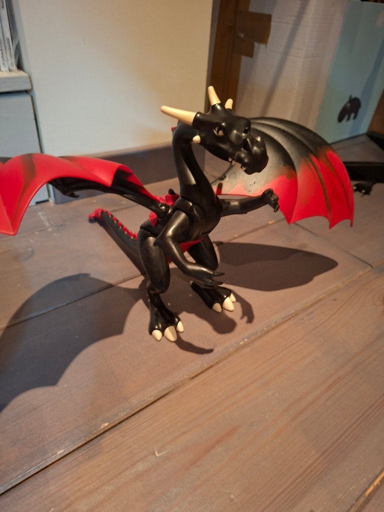 Playmobil zwarte draak met LED-vuur 4838, Complete set, Overige typen, Ophalen of Verzenden, Zo goed als nieuw