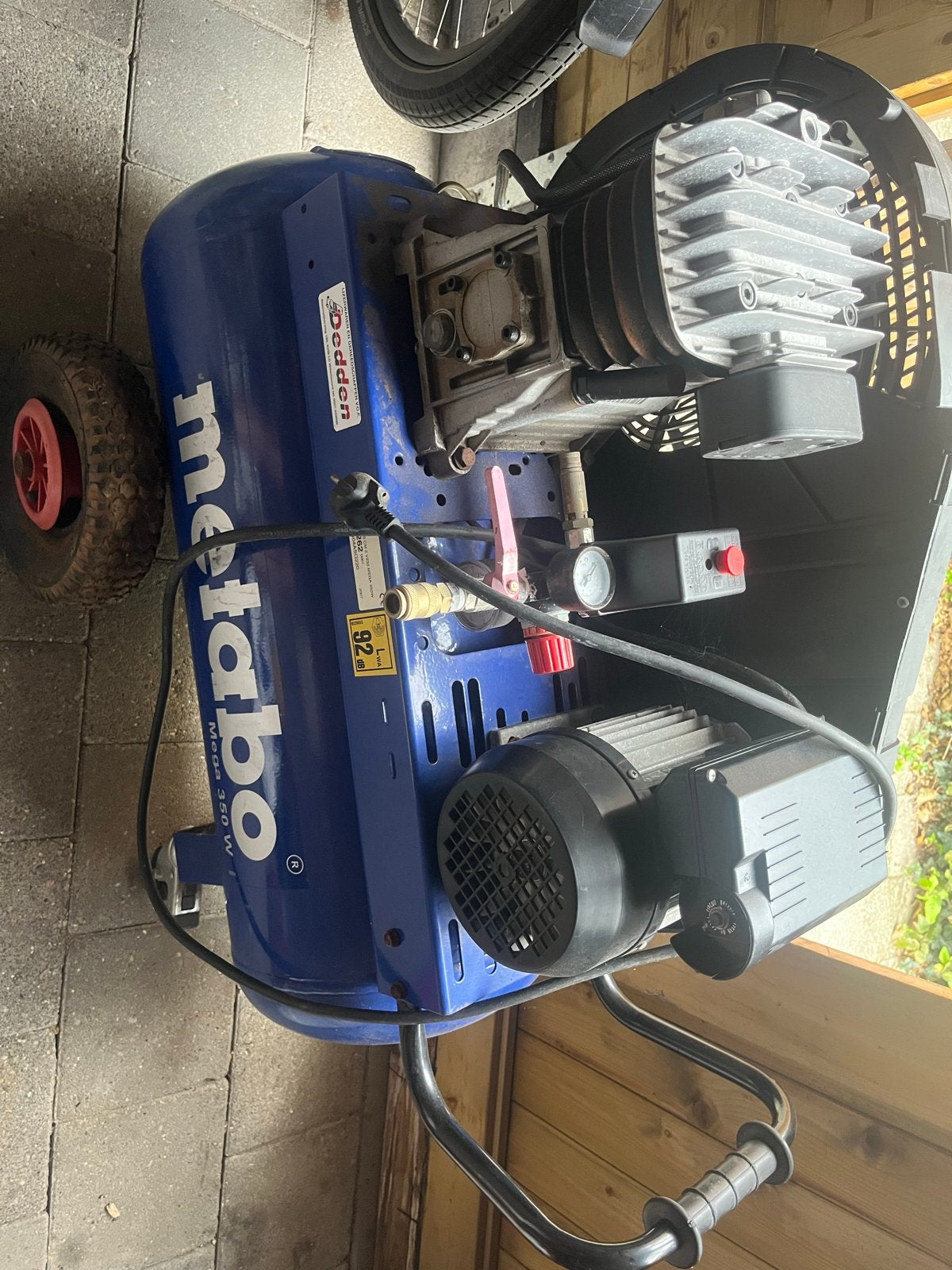 Metabo Mega 350 W Compressor - 50 liter, 10 bar, Doe-het-zelf en Verbouw, Ophalen, Gebruikt, 10 bar of meer, 25 tot 100 liter