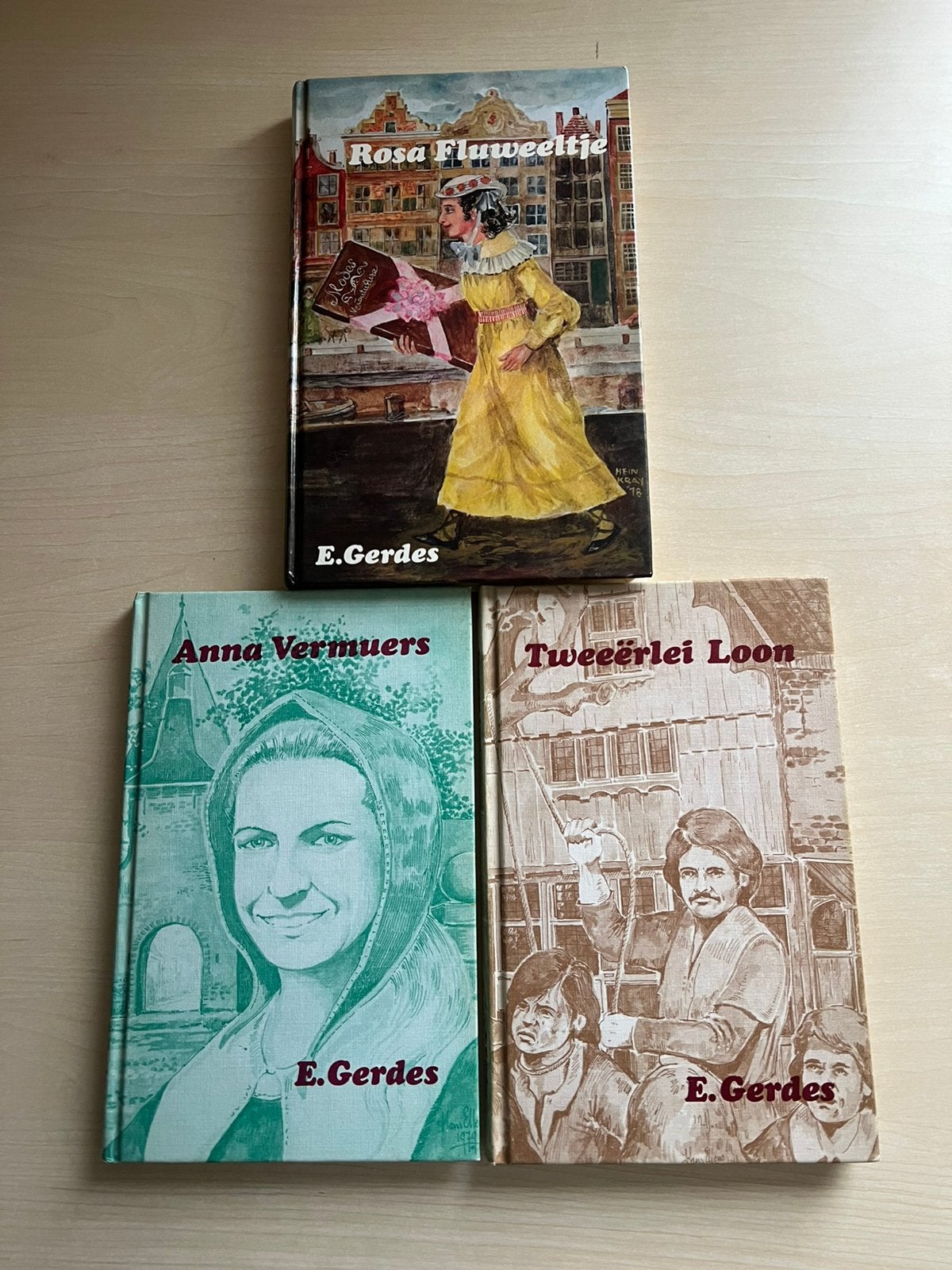 Boeken door E. Gerdes oa Tweeërlei Loon, Antiek en Kunst, Ophalen of Verzenden