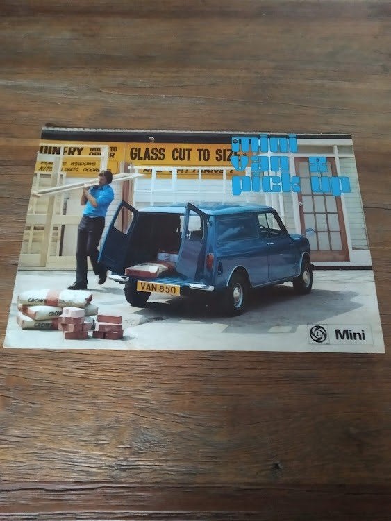 Mini Van en Pick Up 8 pag., Verzenden, Zo goed als nieuw, Overige merken