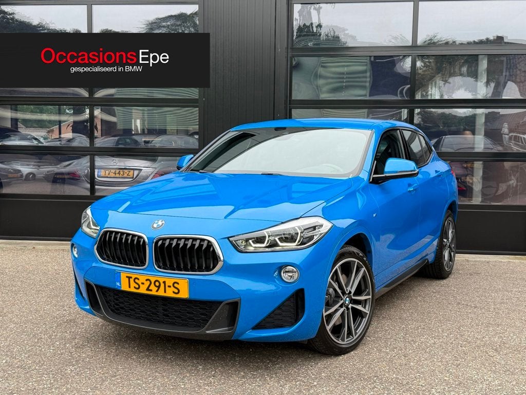 BMW X2 SDrive20i M-Sport Shadowline Headup Misano Blauw, Auto's, X2, Automatische klimaatregeling, Bedrijf, SUV of Terreinwagen
