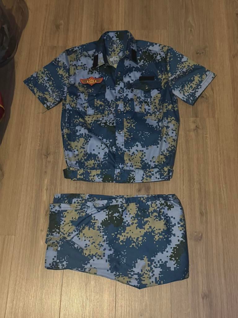 Chinese marine zomer uniform PLAN, Verzamelen, Militaria | Algemeen, Ophalen of Verzenden, Marine, Kleding of Schoenen