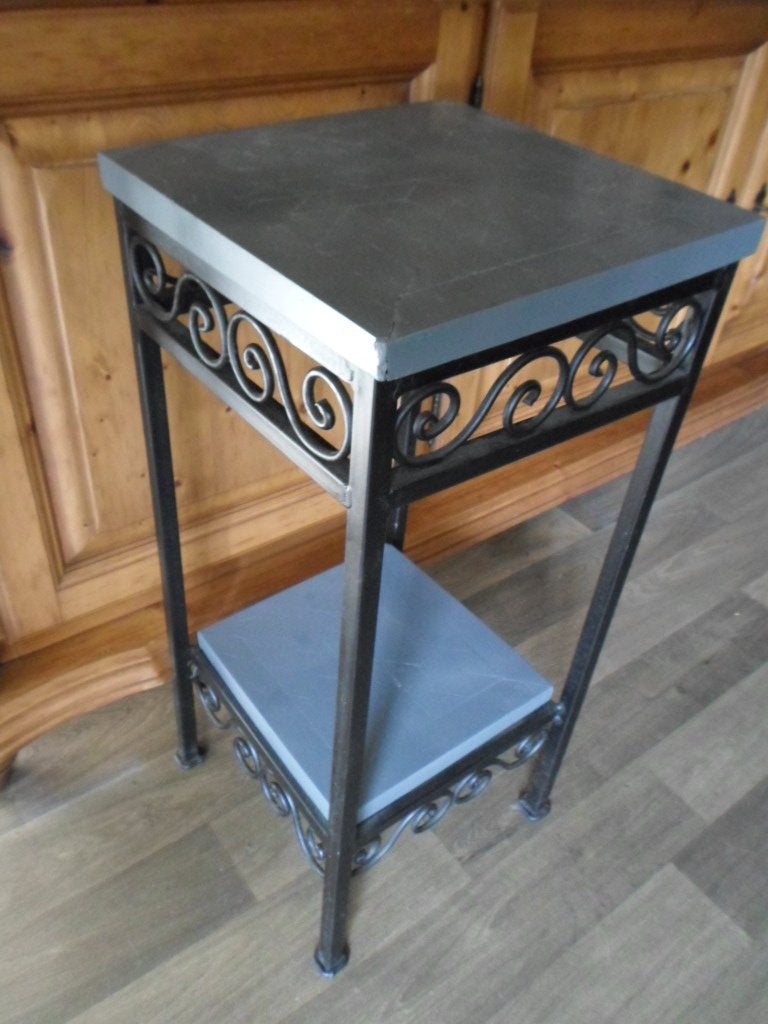 Planten tafel / zuil / bijzet tafel, Ophalen, Gebruikt