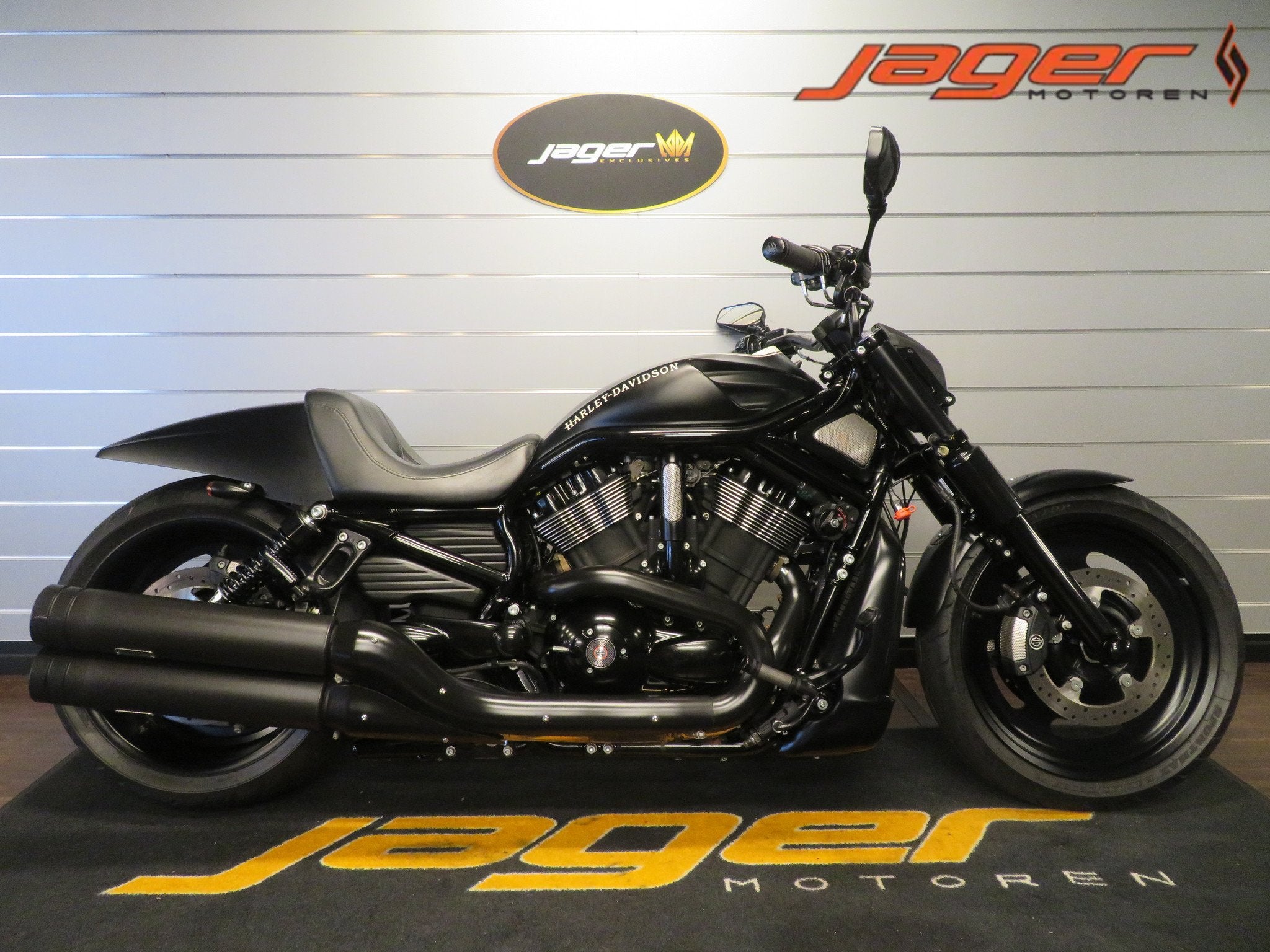Harley-Davidson VRSCDX NIGHT ROD SPECIAL NIEUWSTAAT, Chopper, Gebruikt, Bedrijf