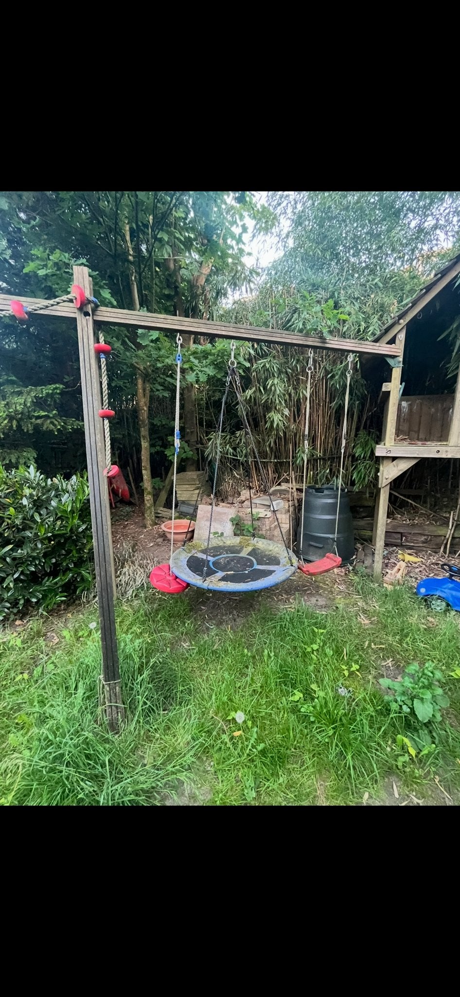 GRATIS! Houten speelhuisje met schommels (en evt. glijbaan), Kinderen en Baby's, Speelgoed | Buiten | Speeltoestellen, Ophalen