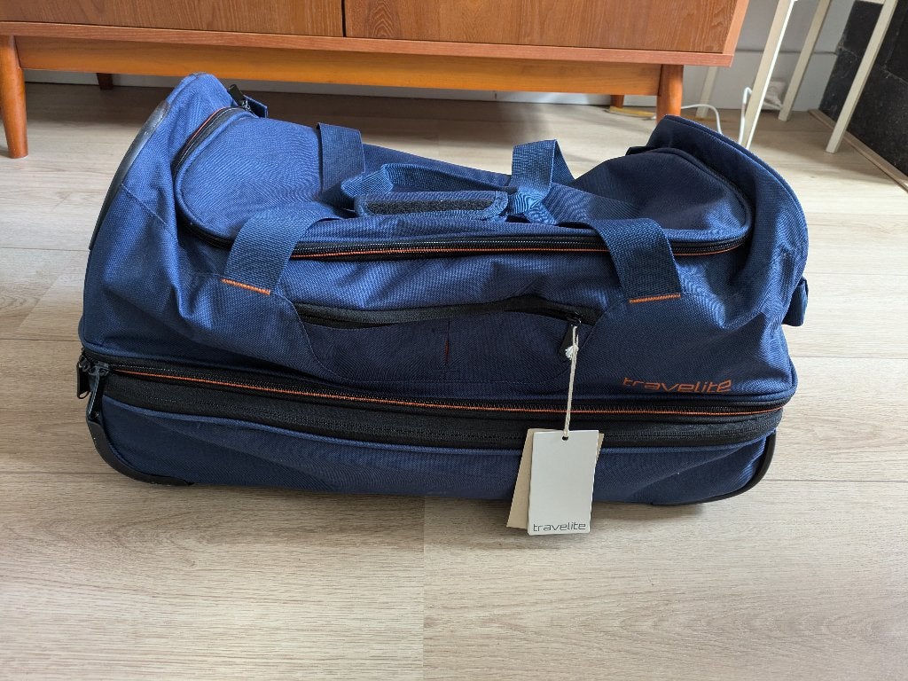 Travelite reistas met wieltjes - Blauw, Ophalen, Wieltjes, 20 tot 30 cm, Blauw